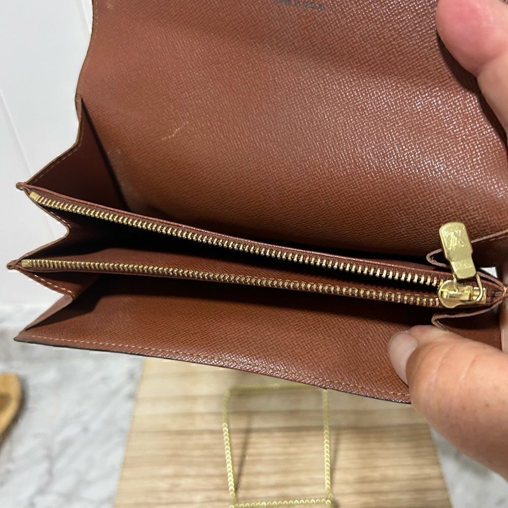đ»ââLouisâ
VuittonâMonogramâWalletâ&âMinibag - Picture 10 of 16